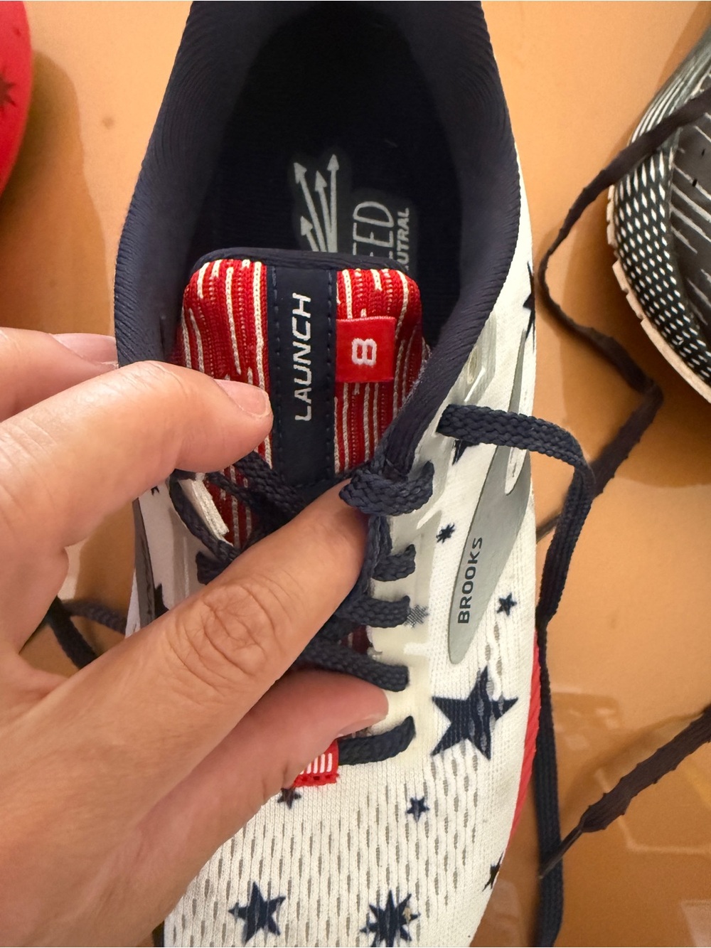 Brooks Patriotic Star Running Shoes - Navy, White & Red size 7.5 - Picture 2 of 4